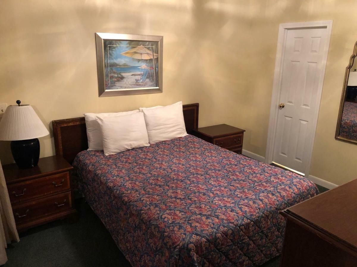 המפטון Sea Spiral Suites חדר תמונה